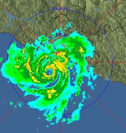 Max ya es huracán categoría 1; está frente a costas de Guerrero: SMN
