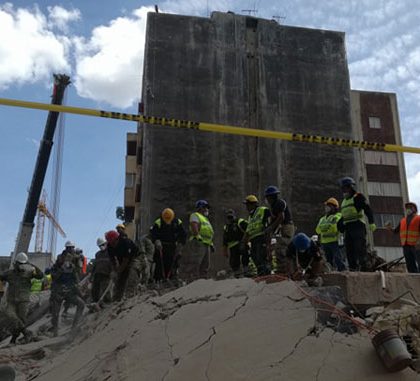 Piden que empresas respondan por daños en edificaciones