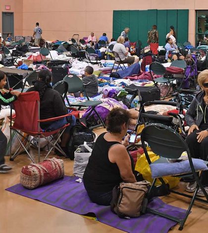 Ordenan más evacuaciones en Florida; suman 6.3 millones de afectados