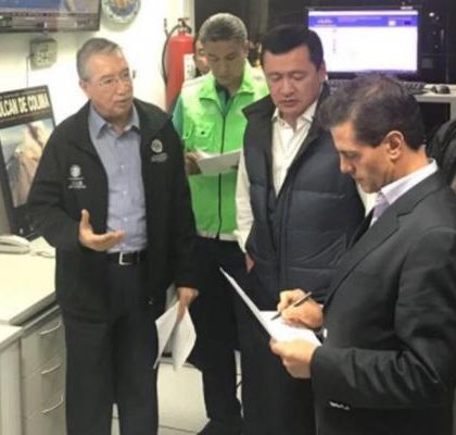 El Presidente EPN confirma más de 30 muertos por sismo y 200 heridos