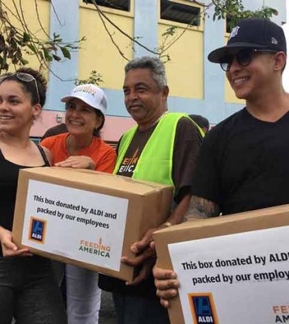 Daddy Yankee entrega 400 cajas  de alimentos al norte de P.Rico
