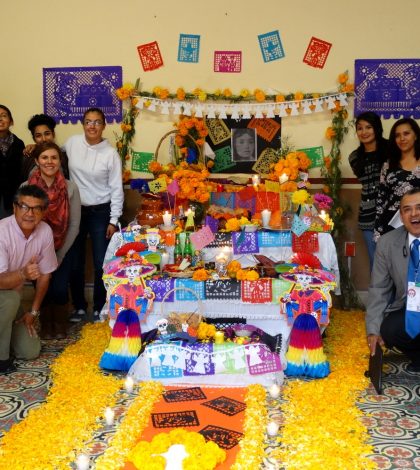 Dependencias de Gobierno toman  parte en concurso «Altar de Muertos»