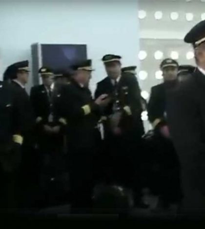 Separan de sus cargos a dos pilotos tras conflicto en Aeroméxico