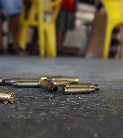 Grupo armado irrumpe en velorio  y asesina a 4 en Guanajuato