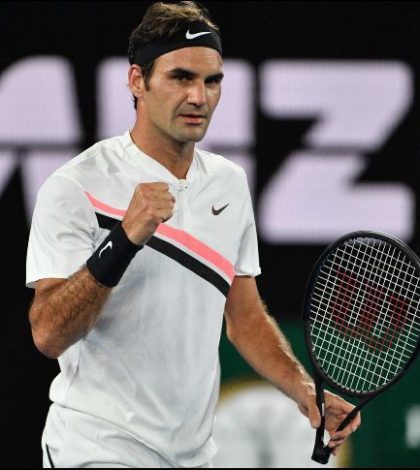 Roger Federer avanza en el Abierto de Australia