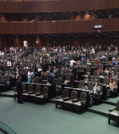 Avalan ‘chapulineo’ en Senado; 9 legisladores buscan otros cargos
