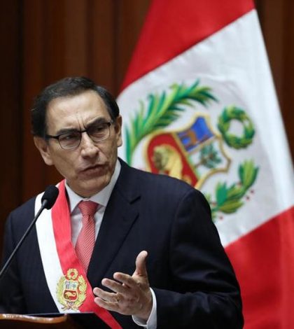 Vizcarra jura como nuevo  presidente de Perú