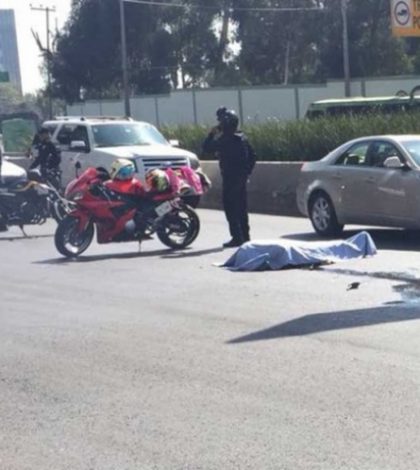 Muere motociclista al derrapar en Constituyentes