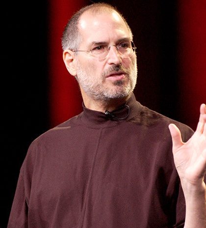 Subastan la primer solicitud de empleo de Steve Jobs