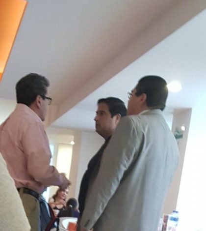 ¿Renuncia al PRI?, Romero Calzada se reúne con dirigentes nacionales de Morena