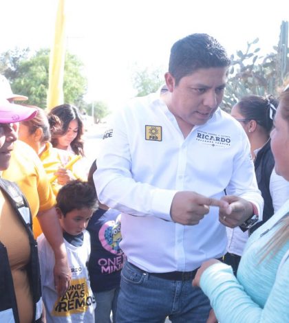 Compromete Gallardo Cardona solucionar falta de agua en El Xoconostle