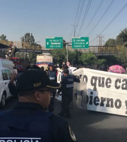 Damnificados por sismo protestan en Insurgentes Norte