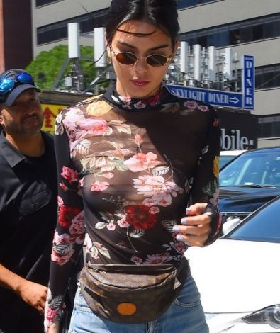 Kendall Jenner pone de moda sus pezones