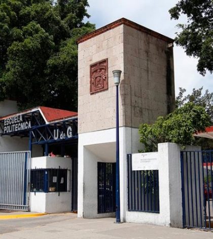 Investigan a profesor por presunto acoso a alumnas de prepa en Guadalajara