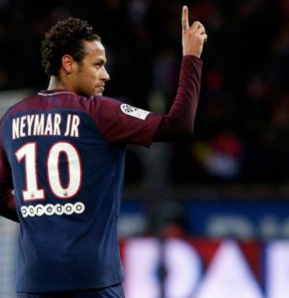 Neymar regresa a París para  afrontar recta final de su recuperación