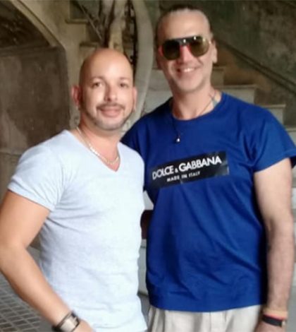 Alejandro Fernández se encuentra de visita en Cuba