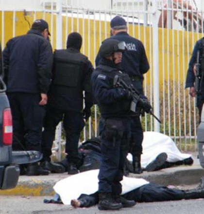 Dos agentes muertos en ataques a policías de Chihuahua