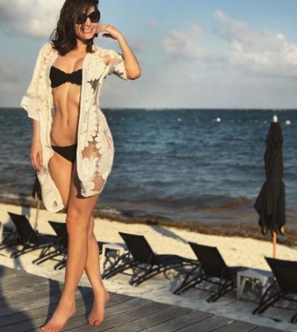 Cynthia Rodríguez se puso bikinis que dejaron poco a la imaginación