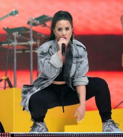 Demi Lovato pospone segundo concierto en Inglaterra