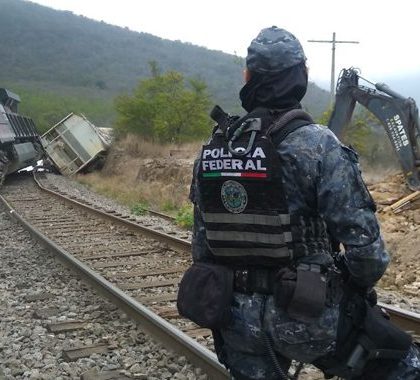 Instalan tres bases del Ejército en zona roja para  trenes en Veracruz