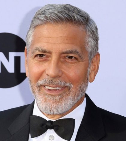 Clooney es dado de alta tras accidente en motocicleta en Italia