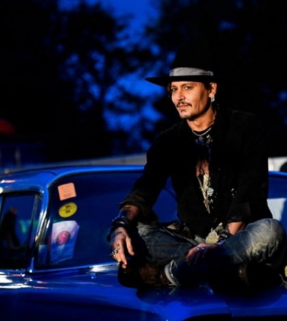 Johnny Depp es demandado por golpear a trabajador en un rodaje