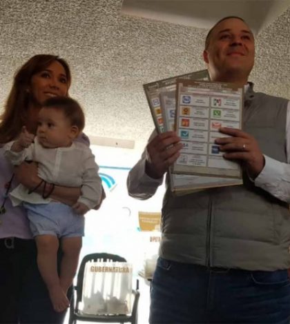 Gayosso, candidato a gobernador de Morelos, vota en Cuernavaca