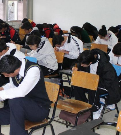 Más de mil estudiantes quedaron fuera de los Cobach en SLP