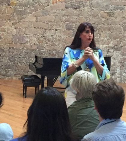 “Ser auténtico” conferencia que impartió la soprano  Cecilia Montemayor en el marco del 3er Festival de Ópera San Luis