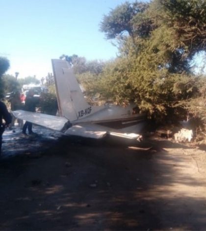 Se desploma avioneta en San Luis Potosí, reportan un muerto