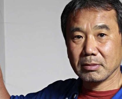 Haruki Murakami debuta como DJ y locutor de radio