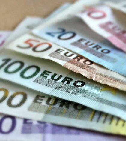 Alcanza el Euro su precio más alto; se oferta en $23.60 en el AICM