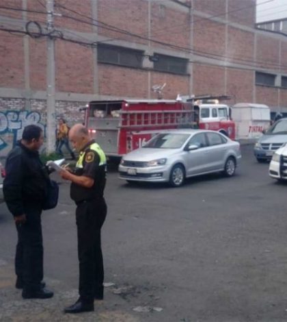 Explota fábrica en Naucalpan, hay 3 heridos