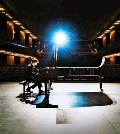 “El arte perfecto no existe”: Alexander Krichel, pianista