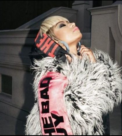 Diesel y Nicki Minaj lanzan colección de ropa con insultos