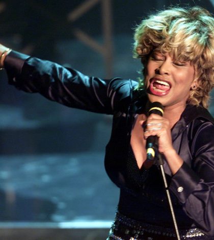 Tina Turner revela que noche de bodas la pasó en un burdel
