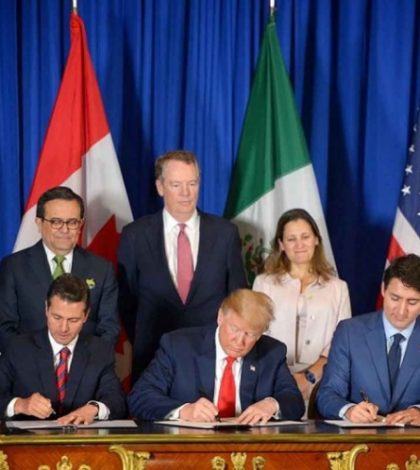 Regresa Enrique Peña Nieto a México tras firma del T-MEC