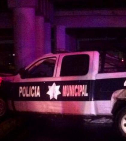 Intentan linchar a presunto ladrón en Puebla; queman patrulla