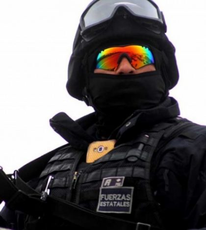 Caen 12 policías por portar armas ilegalmente