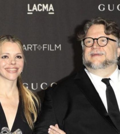 Del Toro recibe homenaje y dice que su raza está siendo «vilipendiada»