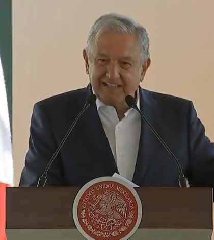Llama AMLO a dejar atrás las “politiquerías y grillas”; el principal reto es México (FOTOS y VIDEO)