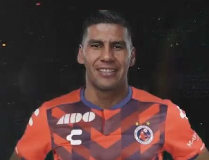 Carlos Salcido se une a los  Tiburones Rojos del Veracruz