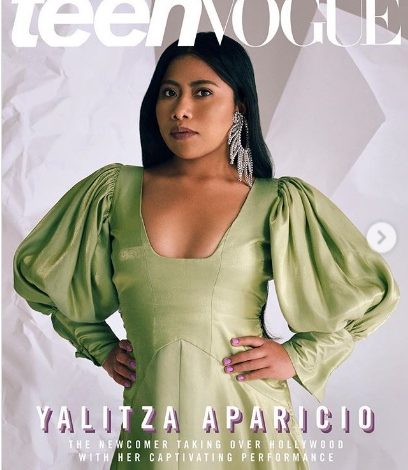 Yalitza Aparicio luce  radiante en la portada de Teen Vogue