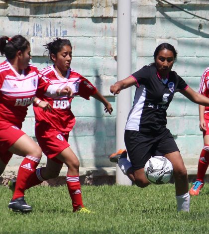 SLP y Rioverde avanzan al regional de Futbol