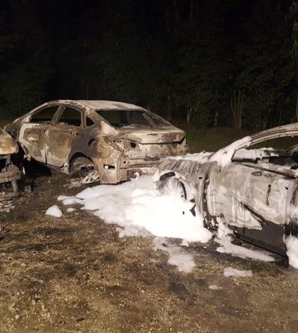 Decenas de autos se  queman en incendio en Tonalá