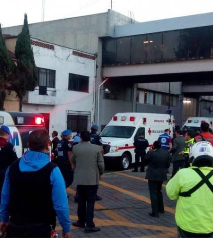 Se registra corto circuito en Metro Chabacano, tres heridos