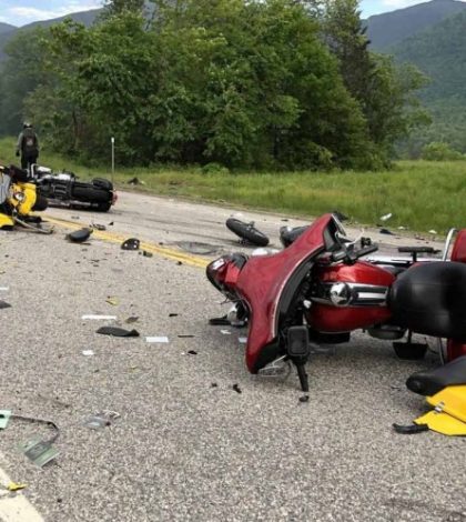 Accidente de tránsito en EU deja 7 muertos y 3 heridos