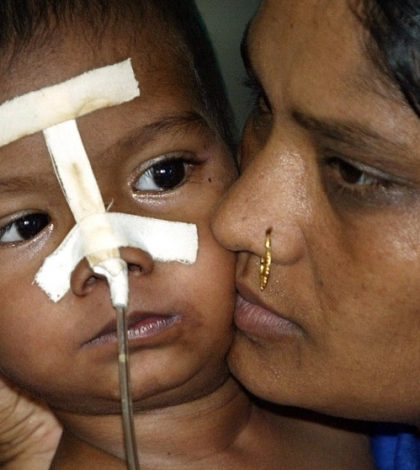 Mueren 43 niños por brote de  encefalitis en el norte de India