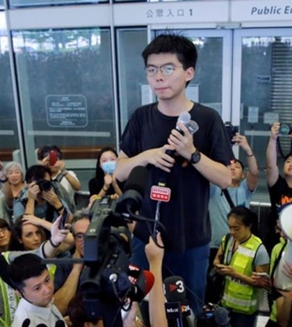 Hong Kong libera a Joshua líder del  movimiento Revolución de los Paraguas