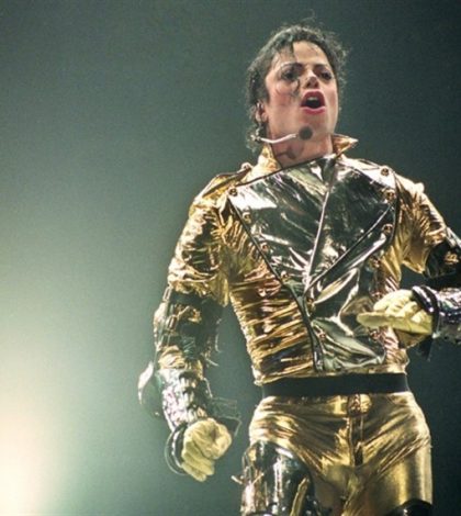 Michael Jackson y el moonwalk:  El paso de baile más imitado